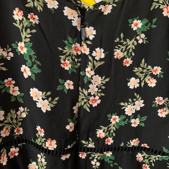 City Chic Pretty Daisy Dress Fit and Flare 16 NWT - Picture 6 of 6